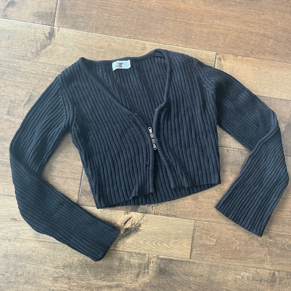 Tiger Mist sweater set - Picture 4 of 4